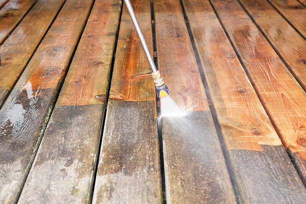10 Tips For Pressure Deck Washing